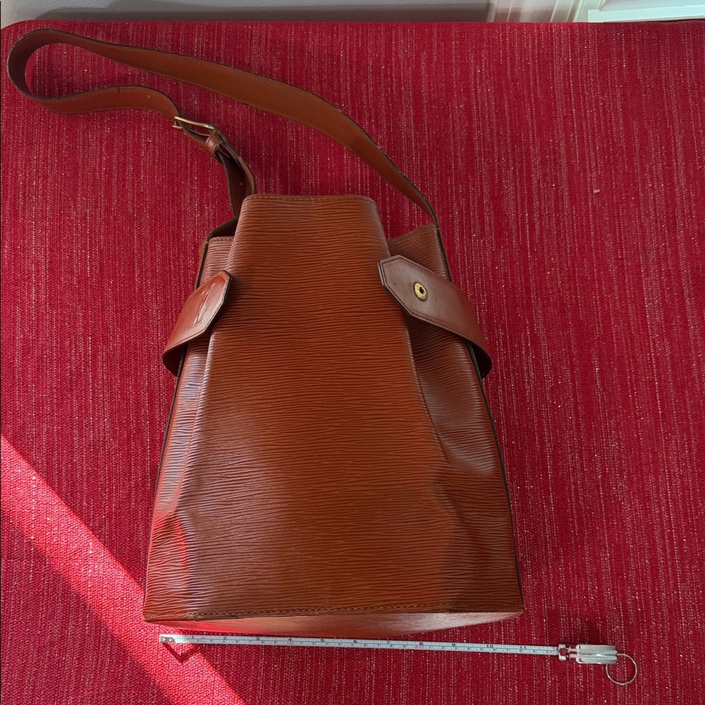 Louis Vuitton Vintage Epi Leather Sac D'Epaule Bucket Bag
